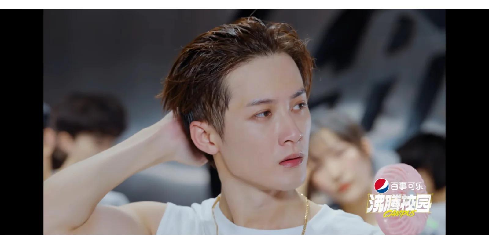 开云下载-Karsa重返赛场，表现优异首场状态出色，德国队观众沸腾！(kasar为啥不上场)