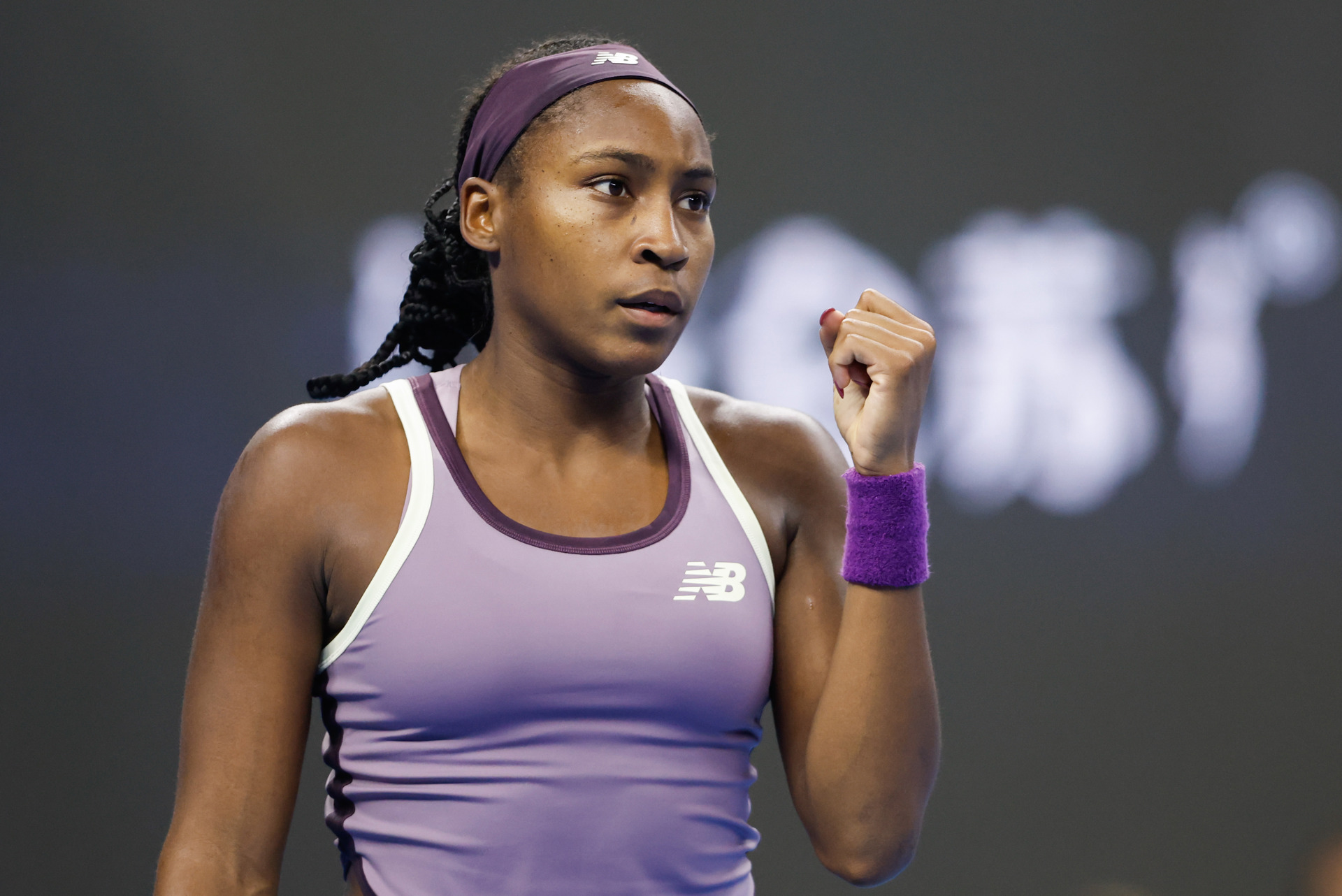 开云体育下载-大坂直美迎来十二赛季出色发挥，湖人观众热烈欢呼！(日本美术与欧洲美术)