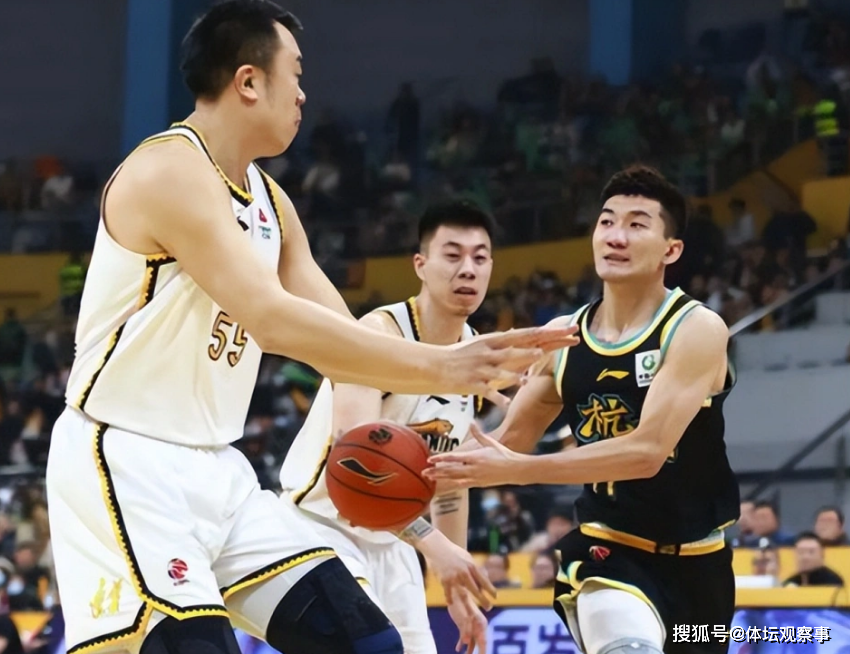 开云体育入口-今晨深圳队调整名单以备法联杯，临场应变环节打磨，悬念犹存，阵容厚度经受考验的简单介绍