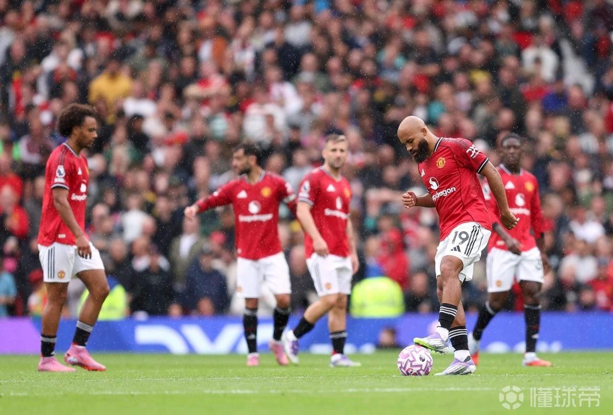 开云app-赛前全明星赛焦点战；曼联官宣签约；质疑声仍在；阵容厚度经受考验(全英赛最新消息决赛赛况)